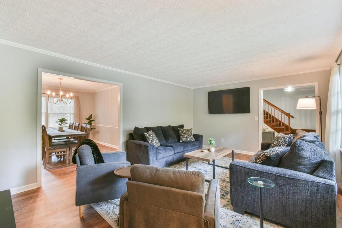 Cozy Home With Arcade, Ping Pong & Fenced Backyard Lawrenceville Exterior photo